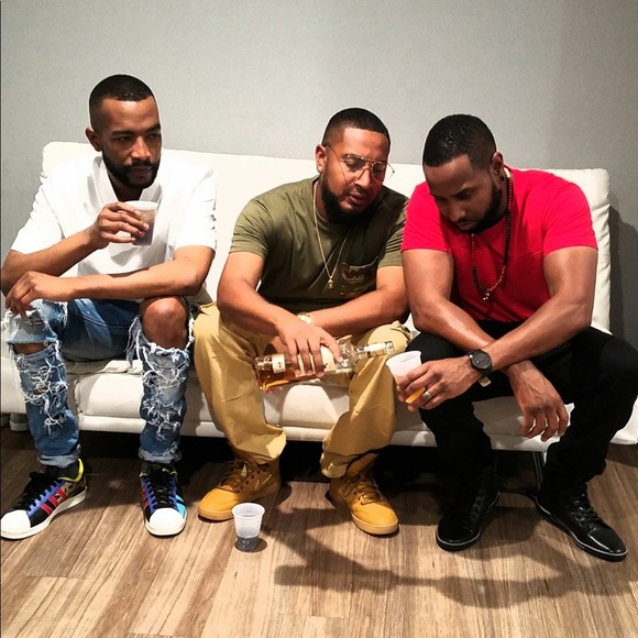 Meet your Posher, Quah - Picture 3 of 3